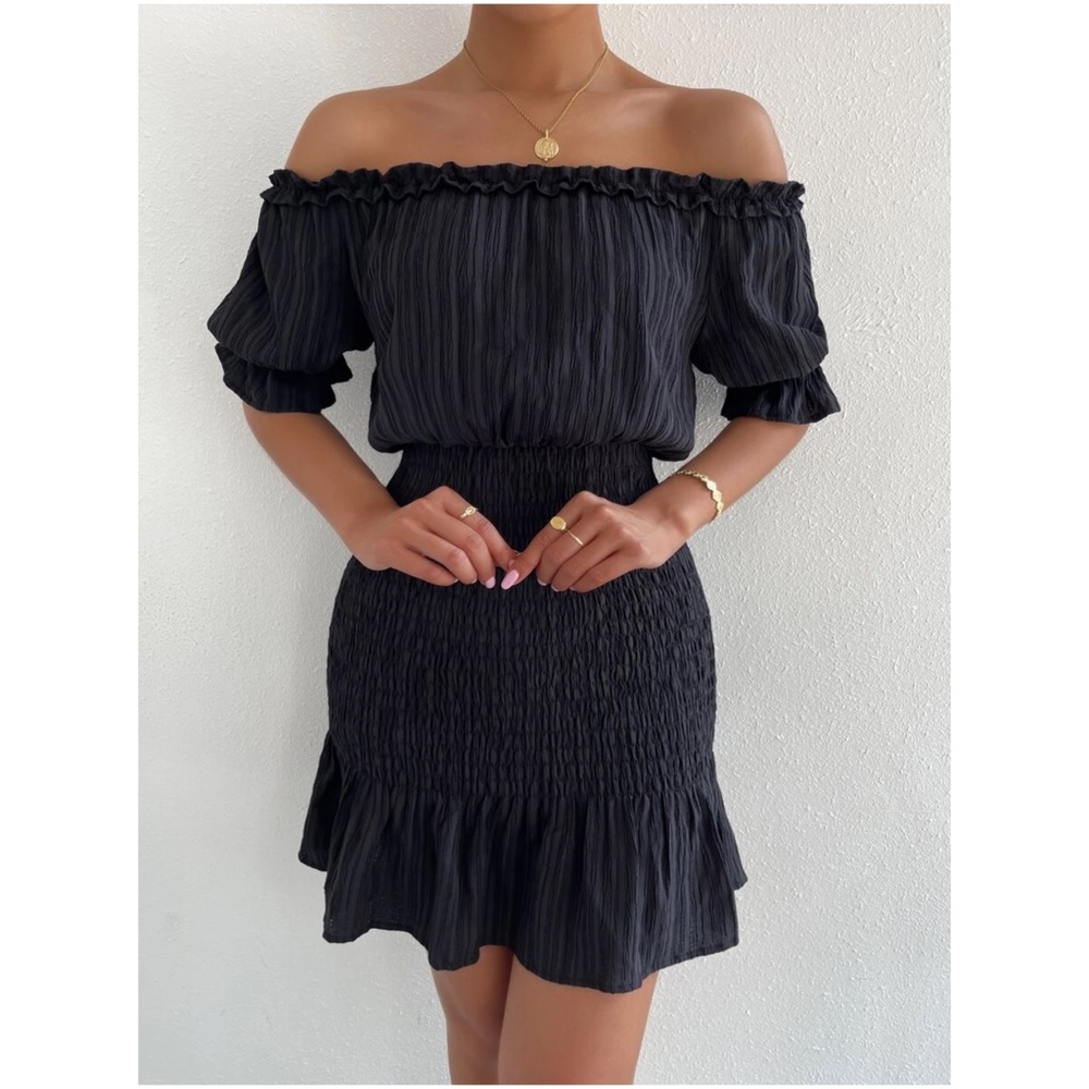 Boho Off shoulder Ruffle Dress - Picture 4 of 10